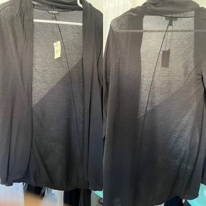 ✨Express✨ Small black open drape knit sweater